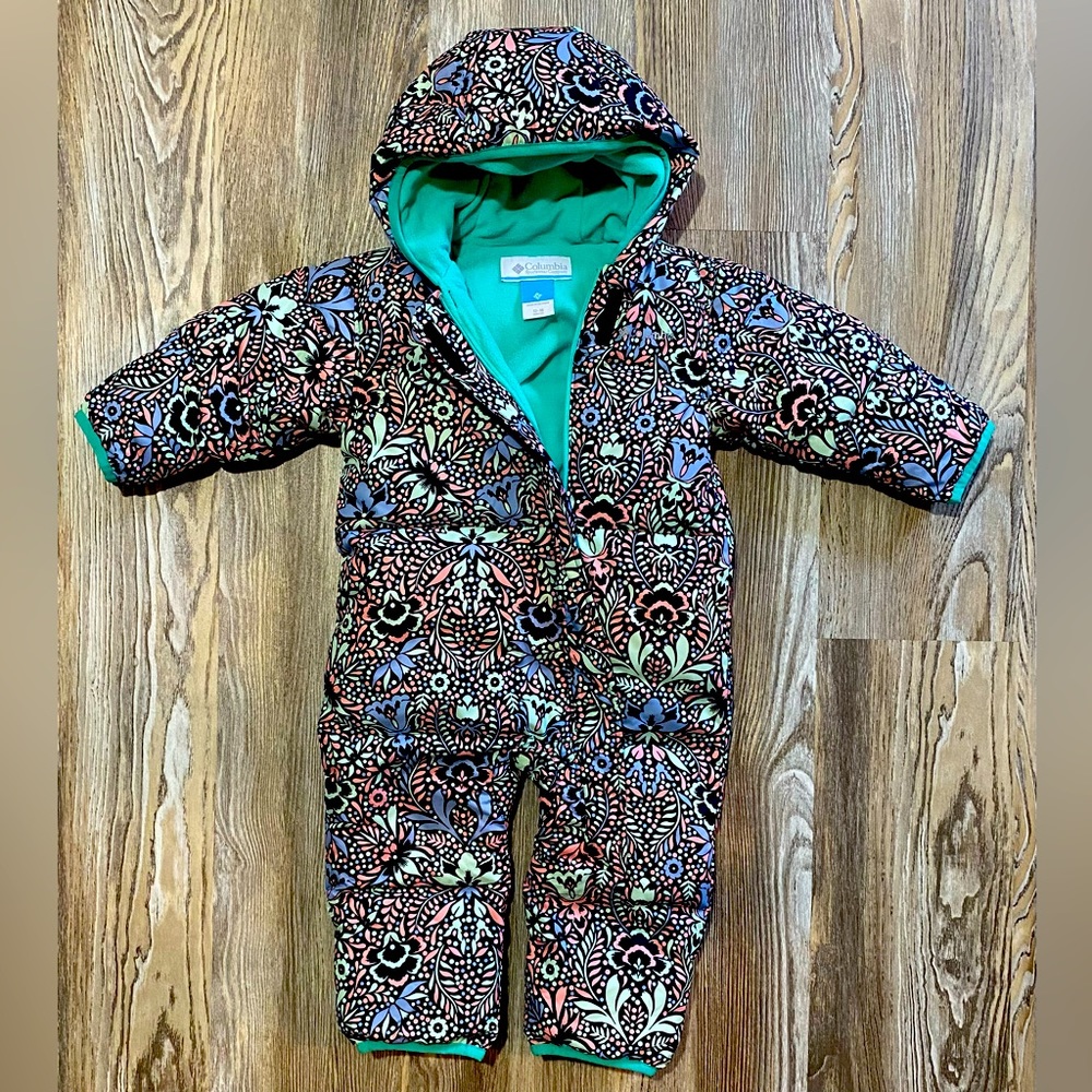 Columbia infant snuggly bunny bunting.